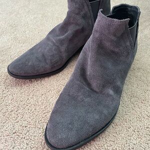 Dolce Vita Women's Gray Suede Ankle Boots
